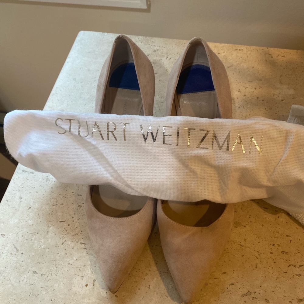 Stuart Weitzman Pumps